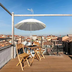 Appartement Ihomes Rialto-corte Del Calice-attico Vista Centro, Venise